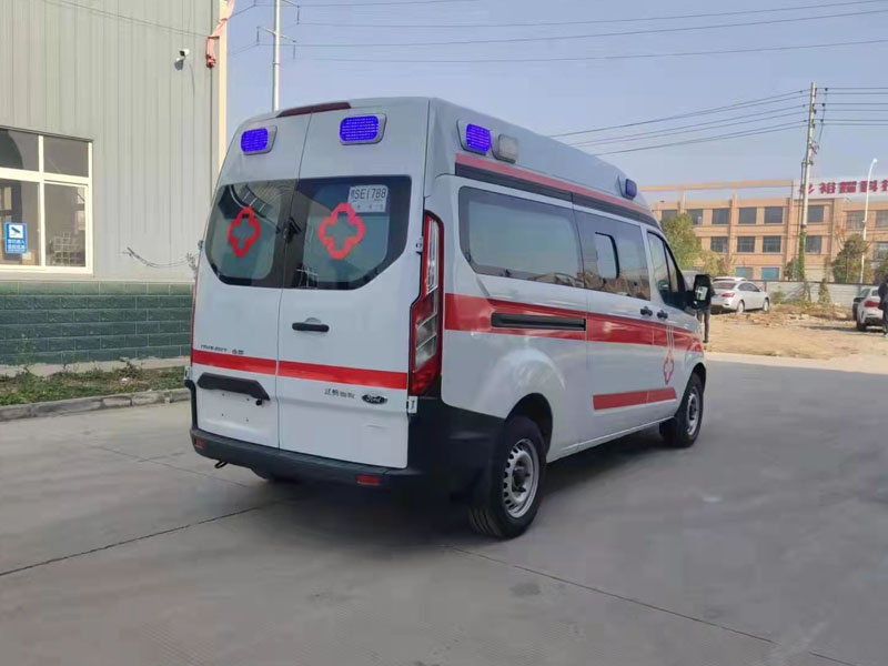福特V362救護(hù)車（柴油版）